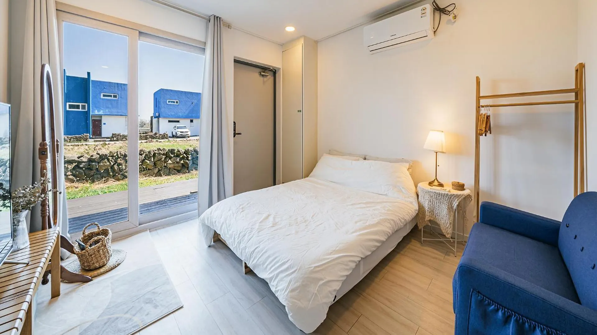 Like Jeju Villa 0*,  South Korea